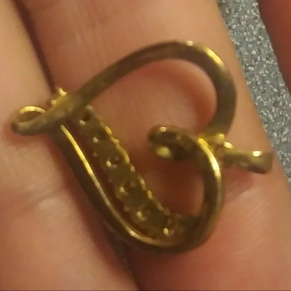 GORGEOUS DIAMOND HEART PENDANT - Picture 3 of 6